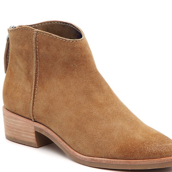 Dolce Vita Shoes - NIB- Dolce Vita Tavin Bootie